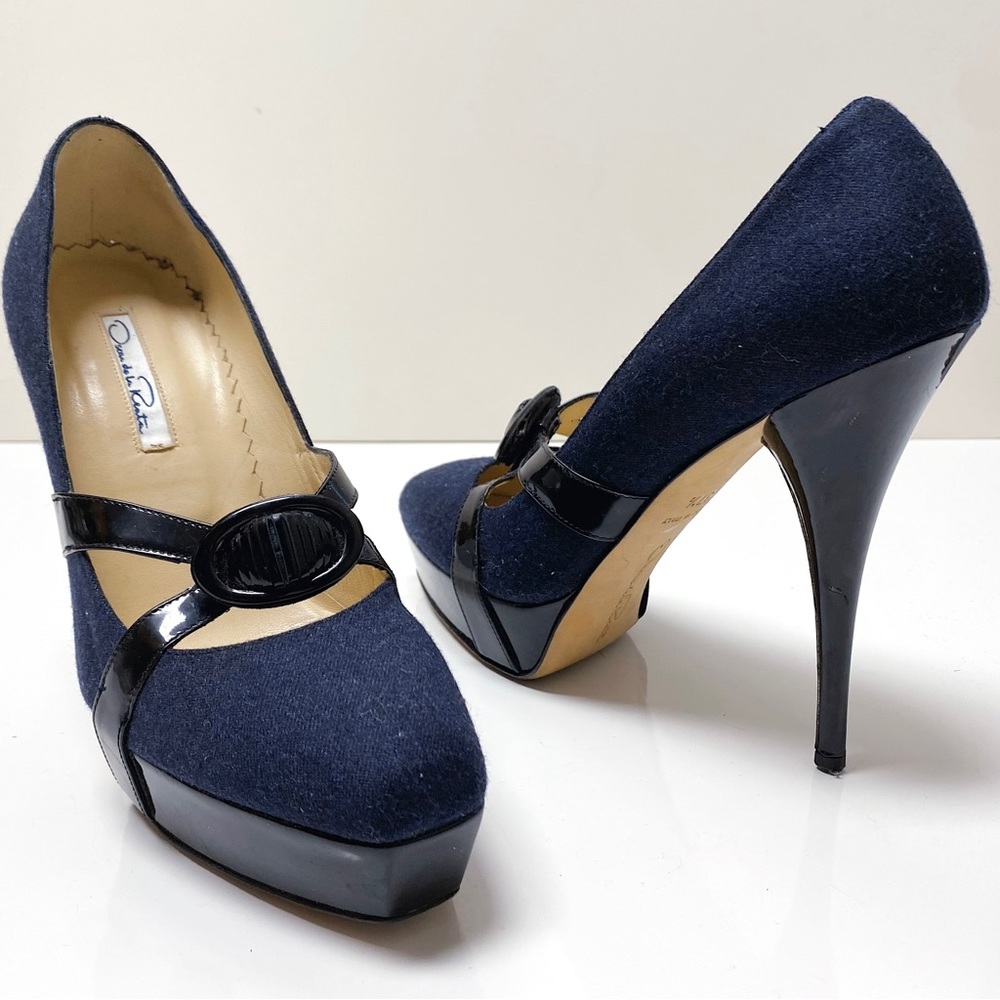 Oscar De La Renta Collection Blue Denim Patent Leather Mary Jane Platform Pumps